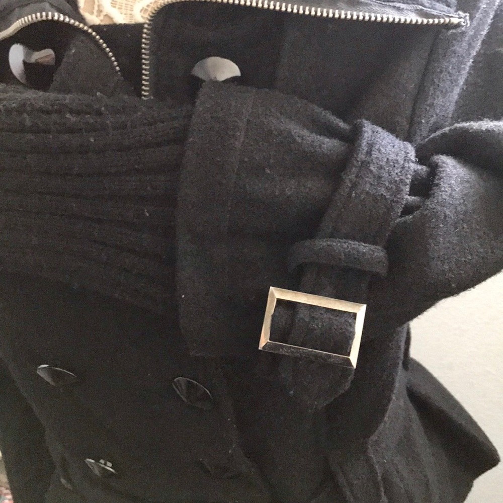 Black Jacket - Picture 6 of 7
